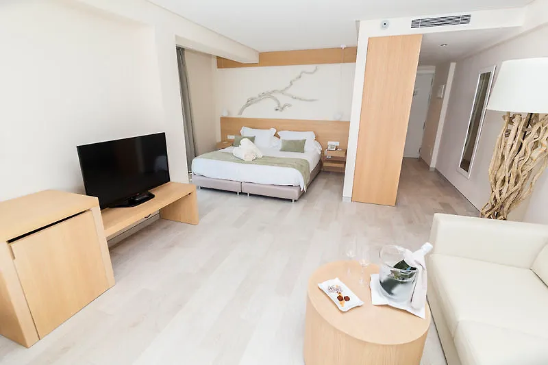 ホテル Caballito Al Mar (Adults Only) カニャメル